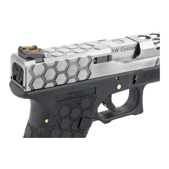 AW Glock VX0101 蜂巢版 雙系統 克拉克 GBB 手槍 (銀色/黑色) AW Glock VX0101 蜂巢版 雙系統 克拉克 GBB 手槍 (銀色/黑色)